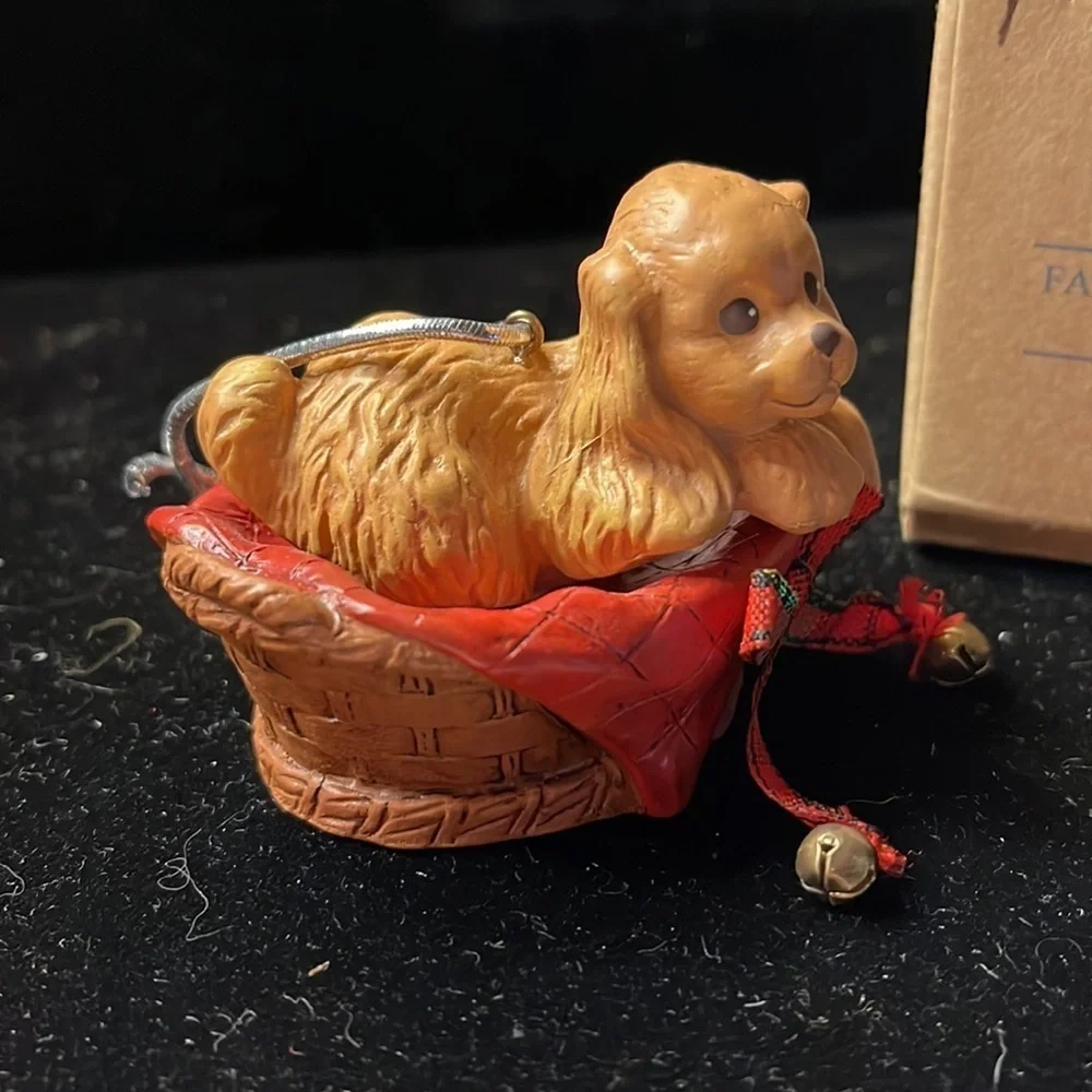 Avon Vintage Collectible “Family Friends Ornament Puppy” by Tom O’Brien for Avon